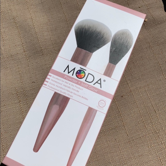 Moda 2PC powder and soft glow kit - Picture 1 of 4